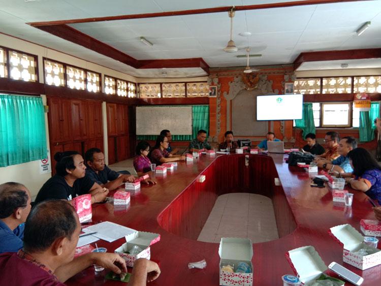 Rapat-Evaluasi-Kegiatan-Pendataan-dan-Informasi-Statistik-Daerah_865275