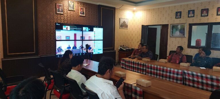 photo_6132181008049620191_y