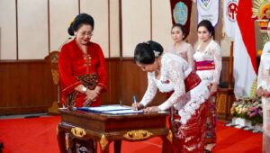 Ny. Rai Wahyuni Sanjaya Resmi Dilantik sebagai Ketua TP PKK, Ketua Pembina Posyandu, dan Ketua Dekranasda Kabupaten Tabanan 2025-2030